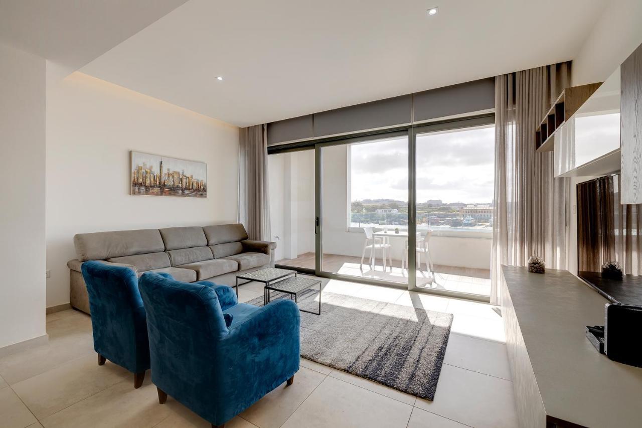 Deluxe Apartment With Valletta And Harbour Views Sliema Exterior photo